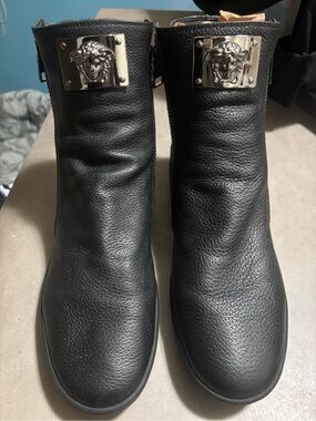 Versace Men’s Black Leather Medusa Zip Ankle Boots EU 42